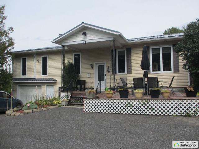 House for rent in Sainte-Anne-de-la-Rochelle, Estrie