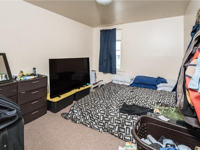 House for sale in Lincoln, Rhode Island