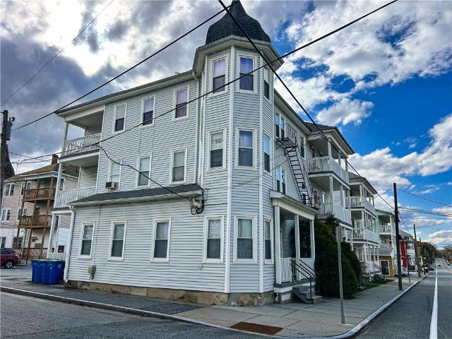 Commercial for sale in Lincoln, Rhode Island