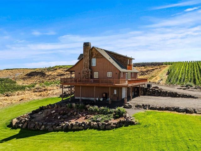 House for sale in Tieton, Washington