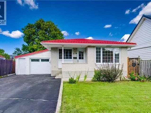 House for sale in Grand River, Cambridge