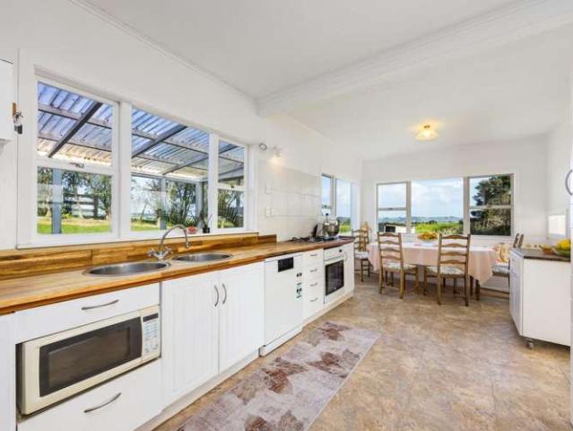 Property for sale in Wellsford