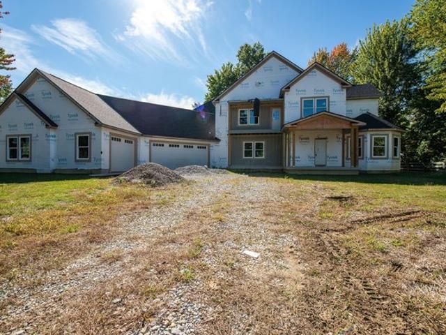 House for sale in Pataskala, Licking County