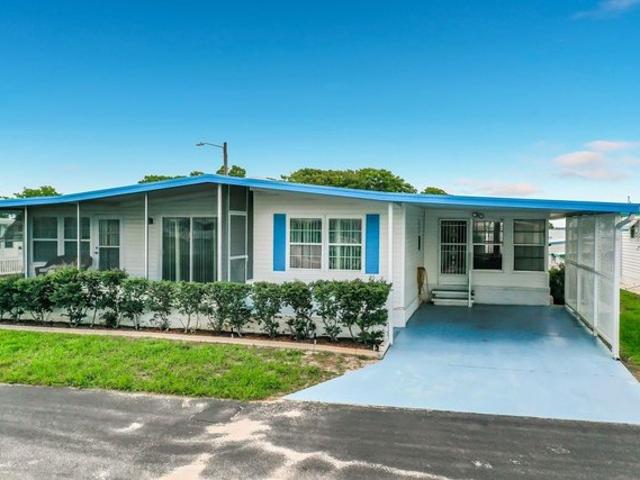 House for sale in Tavares, Florida