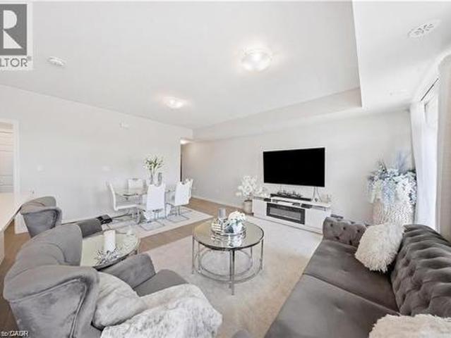 Townhouse for sale in Kitchener, Ontario