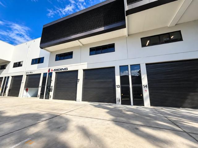 Warehouse for rent in Molendinar, Gold Coast City