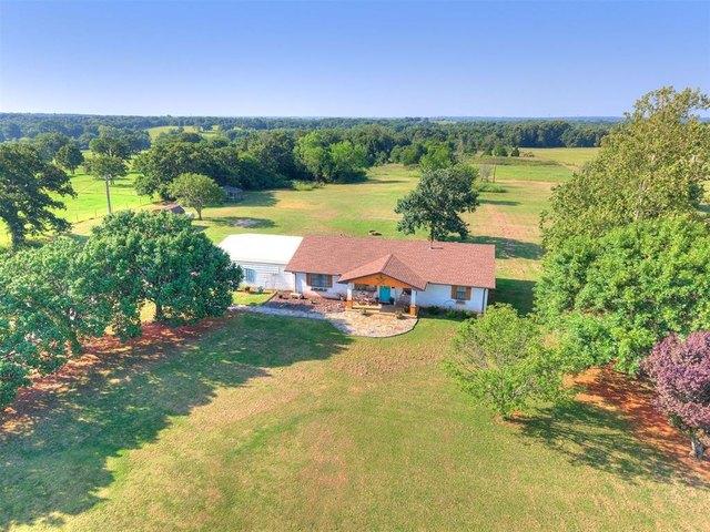 House for sale in Lexington, Oklahoma
