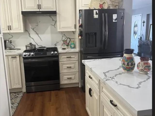 Property for sale in Carson, California