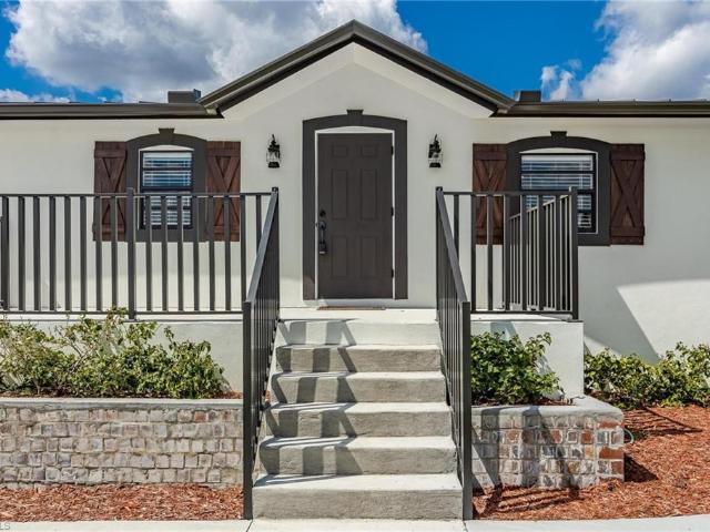 House for sale in Alva, Florida