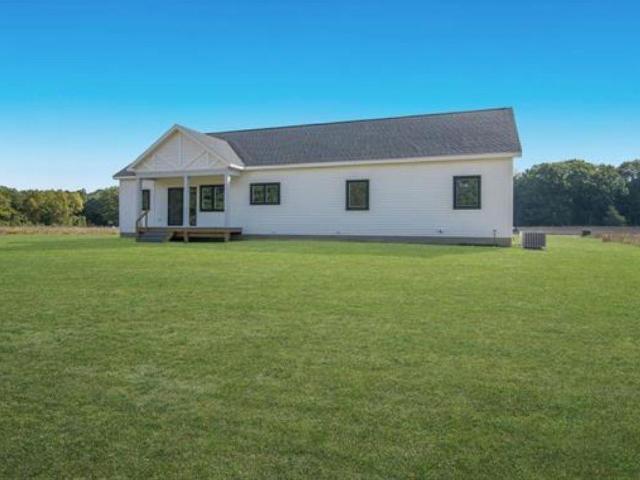 House for sale in Green Lake, Michigan