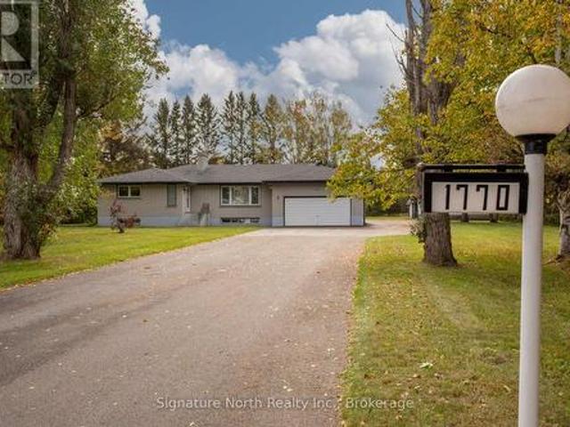 House for sale in Thunder Bay, Northwestern Ontario
