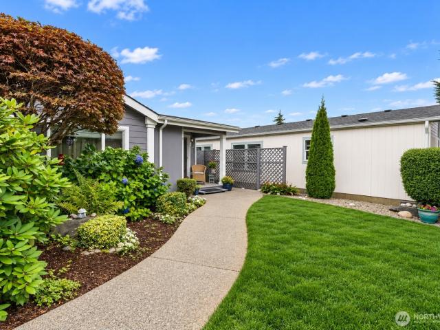 House for sale in Spanaway, Pierce County