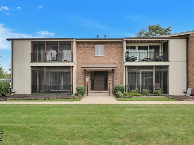 Condo for sale in Tinley Park, Illinois