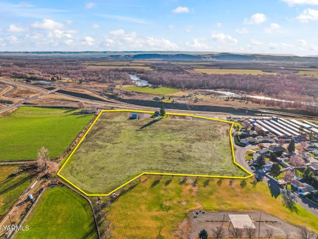 Land for sale in Zillah, Washington