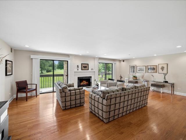 Condo for sale in Northbrook, Illinois