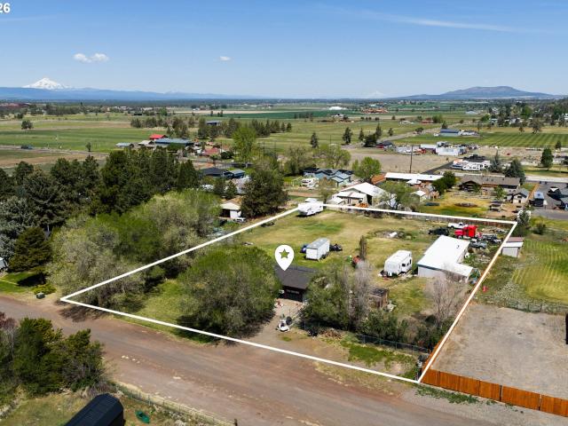 House for sale in Oregonia