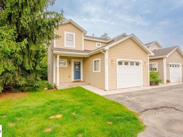 Townhouse for sale in Traverse City, Grand Traverse County