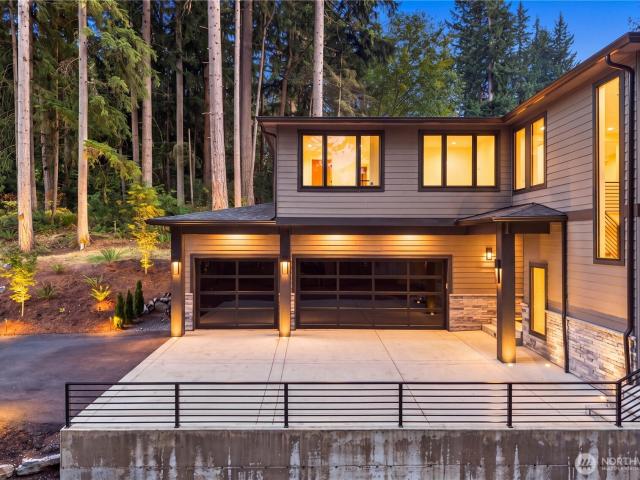 House for sale in Bellevue, King County
