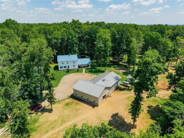 House for sale in Parkman, Ohio