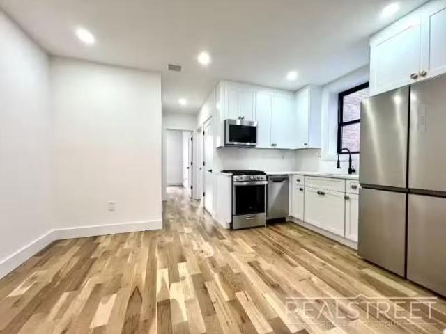 House for rent in Ridgewood