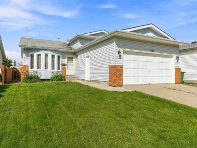 House for sale in Wedgewood, Alberta