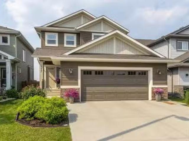 House for sale in Stony Plain, Alberta