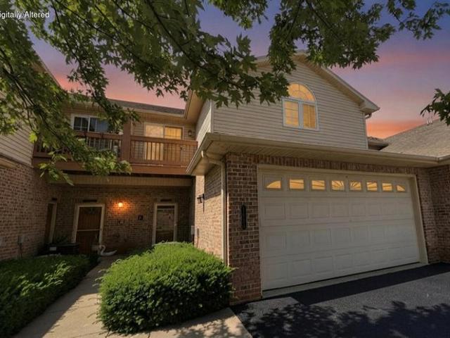 Condo for sale in New Berlin, Wisconsin