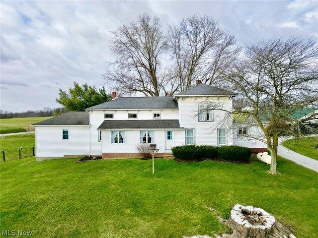 House for sale in Parkman, Ohio