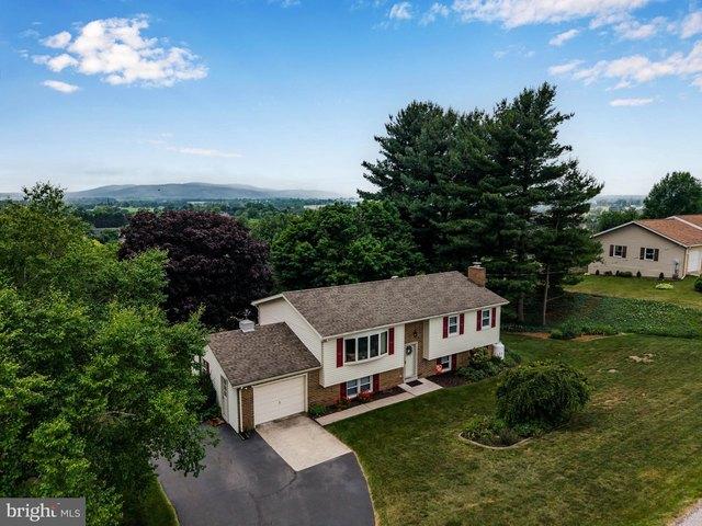 House for sale in Cumberland, Pennsylvania