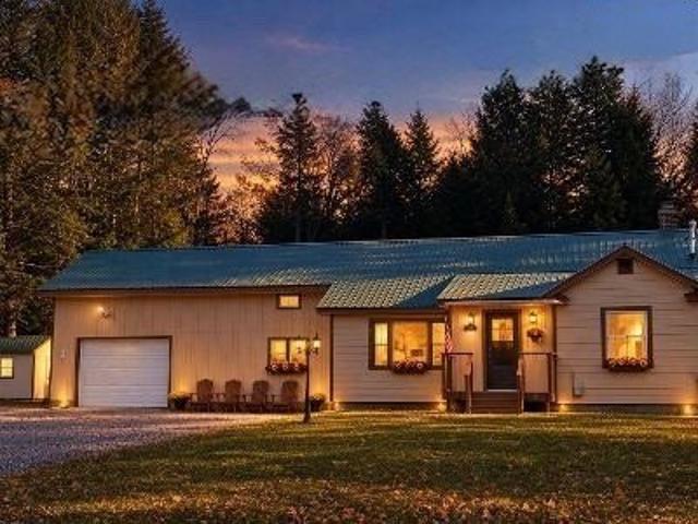 House for sale in Piseco, Hamilton County