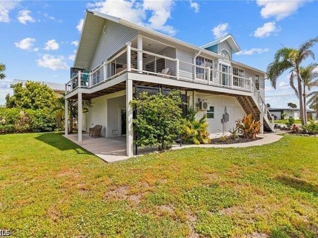 House for sale in Fort Myers Beach, Lee County