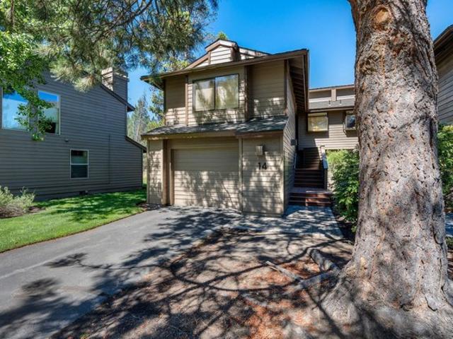 Condo for sale in Oregonia