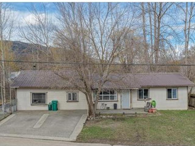 House for sale in Lumby, British Columbia