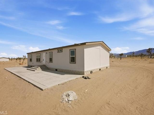 House for sale in Piñon Hills, San Bernardino County