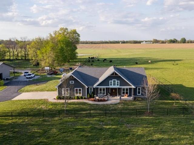 Farm for sale in Carthage, Missouri
