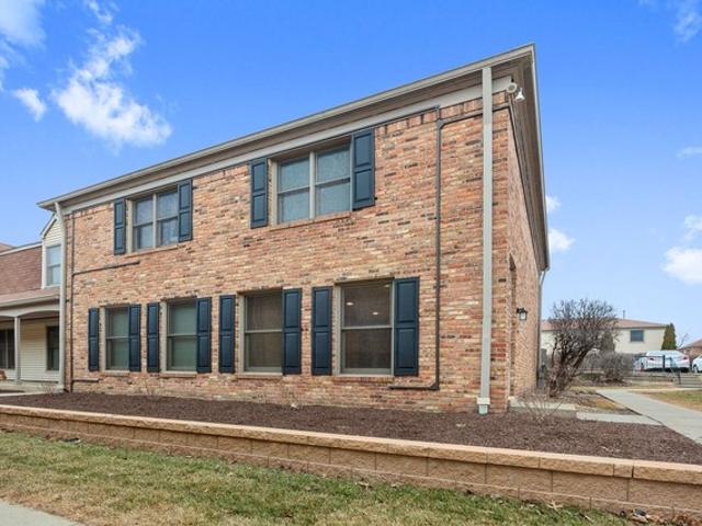 Townhouse for sale in Hoffman Estates, Illinois