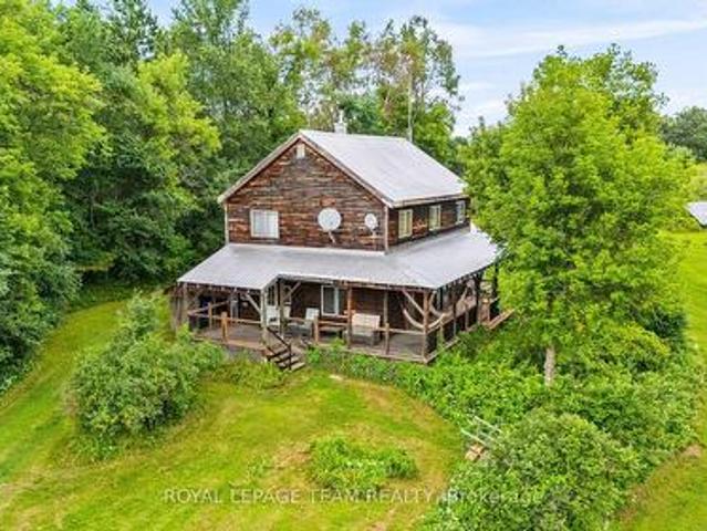 House for sale in Tay Valley, Ontario