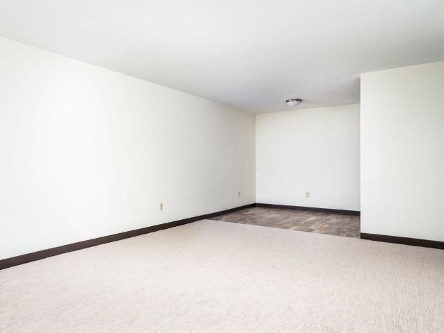 Apartment for rent in Macalester - Groveland, Ramsey