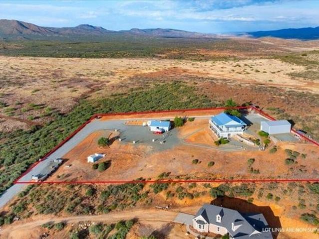 House for sale in Dewey, Arizona