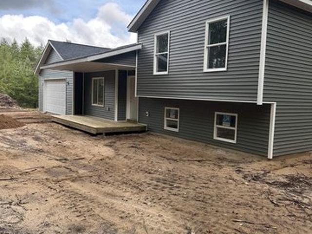 House for sale in Green Lake, Michigan