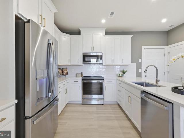 Condo for sale in Potomac Shores, Dumfries