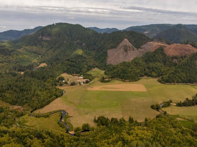 House for sale in Sitkum, Myrtle Point