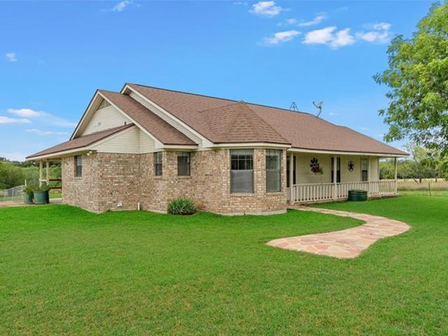 House for sale in Axtell, Texas