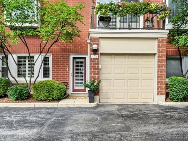 Townhouse for sale in Chicago Park, Illinois