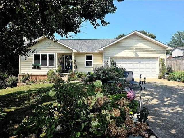 House for sale in Harrison, Boone County