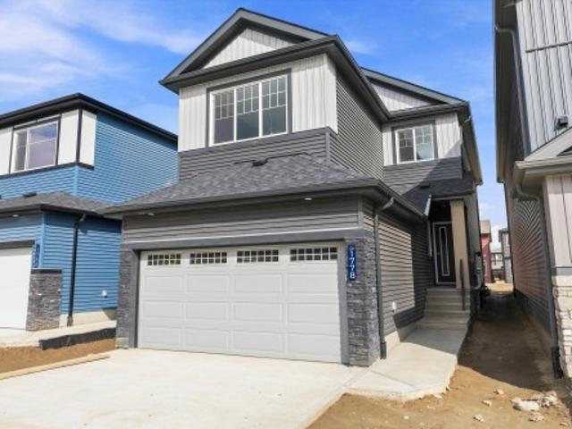 House for sale in Kinglet Gardens, Edmonton