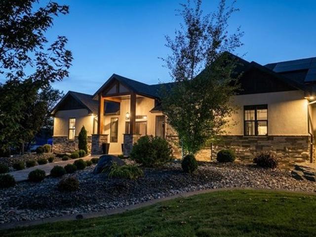 House for sale in Delta, Delta County