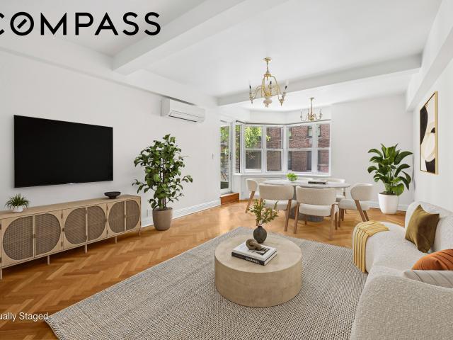 Condo for sale in Arverne, New York