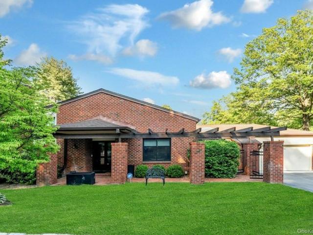 Condo for sale in Nassau, New York