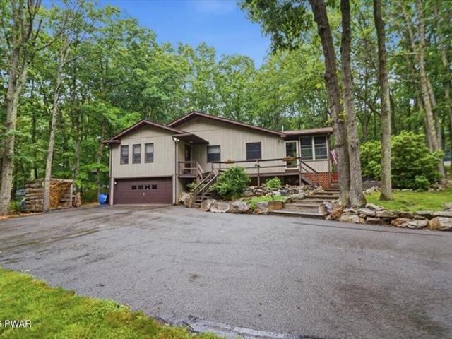 House for sale in Gilbert, Pennsylvania